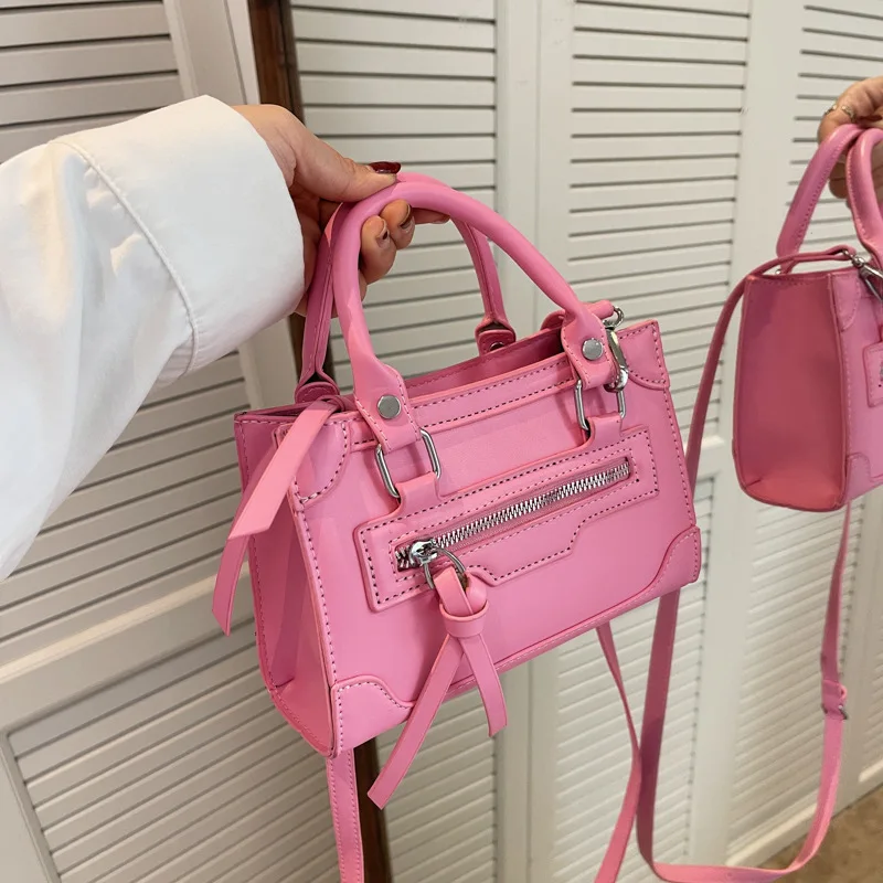 

Высококачественная текстурная сумка через плечо на молнии для женщин, крутая сумка через плечо, сумка под подмышку, новая женская сумка для ...