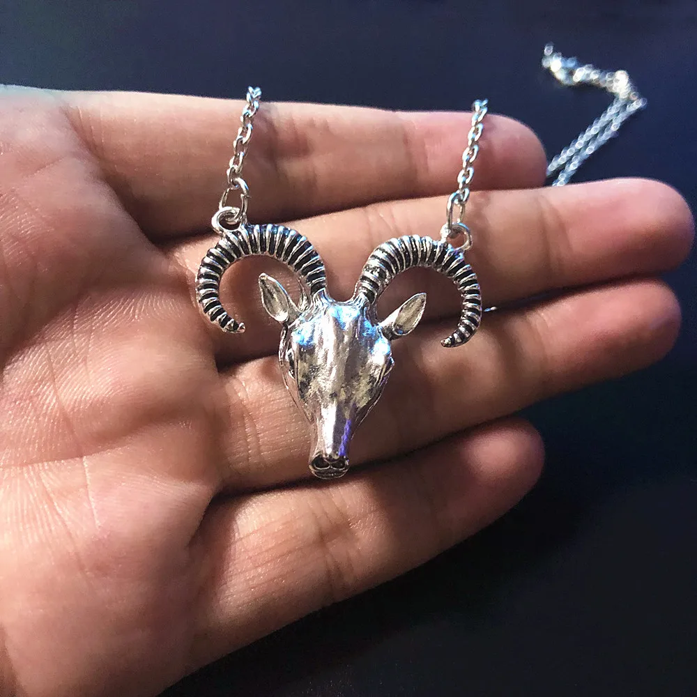

Vintage Goat Sheep Head Necklace Devil Pan God Silver Necklace Sheep Punk Pendant Ladies Men Fashion Collar Jewelry