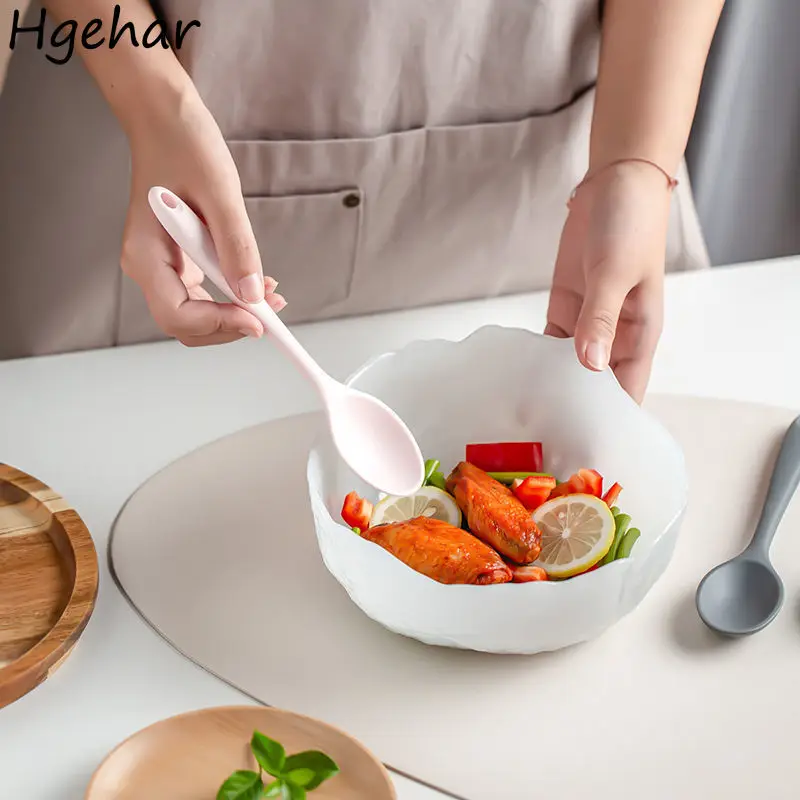 

Household Silicone Soup Spoon Non-Stick High Temperature Resistance Long Handled Spoons Soft Eco-friendly Tableware Kitchen Tool