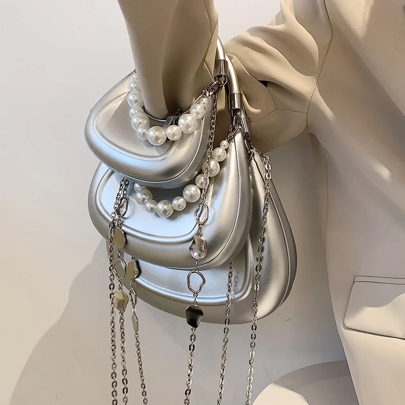 

Cute TotesPU Leather Armpit Bag 2022 Women Trendy Summer Designer Handbag with Pearl Short Handle Luxury Shoulder Crossbody Bag