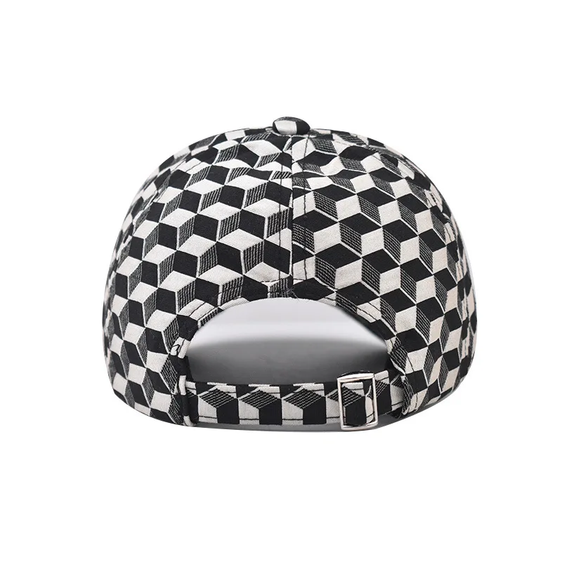 Рисунок 4 - Бейсболка, Снэпбэк Кепка