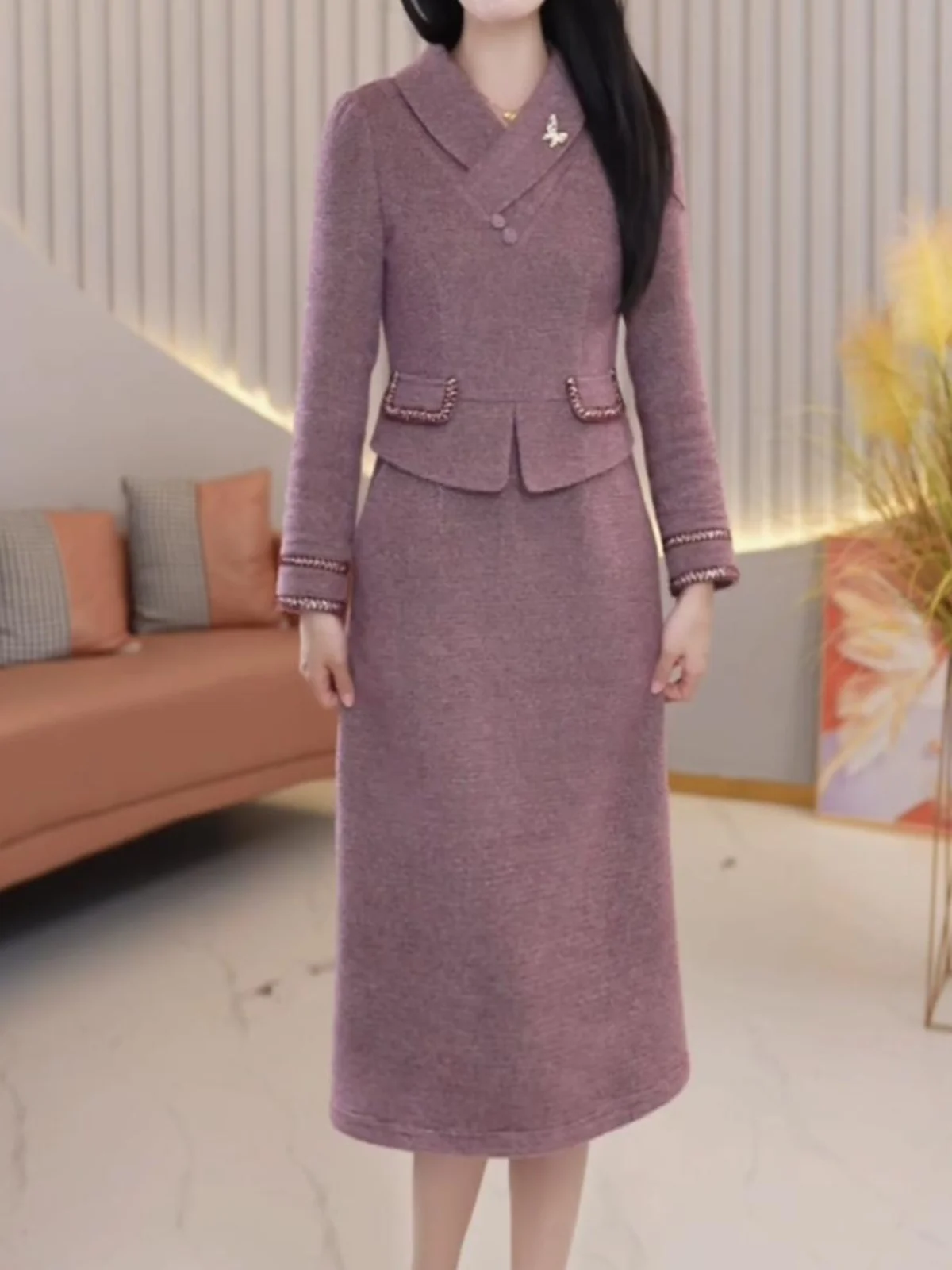 Достойное элегантное утепленное платье для женщин осень 2023 новое женское