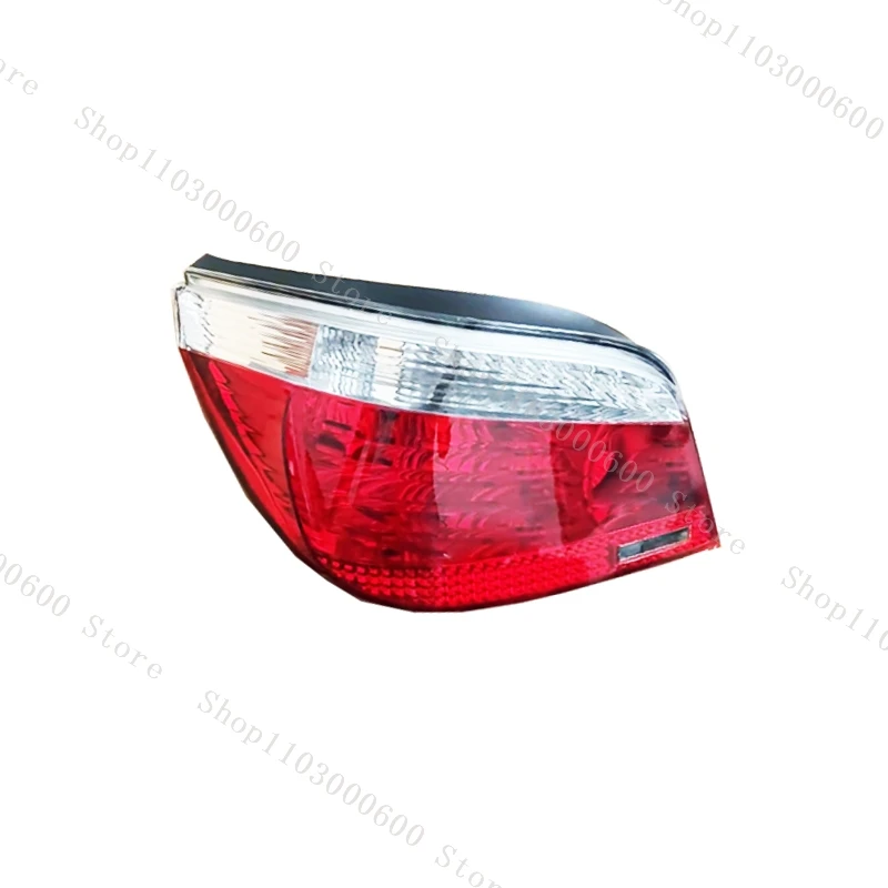 Фото Задний внешний фонарь в сборе (без лампочек) для BMW 5 серии E60 2004-2007, артикул 63217165737, 63217165738 №2