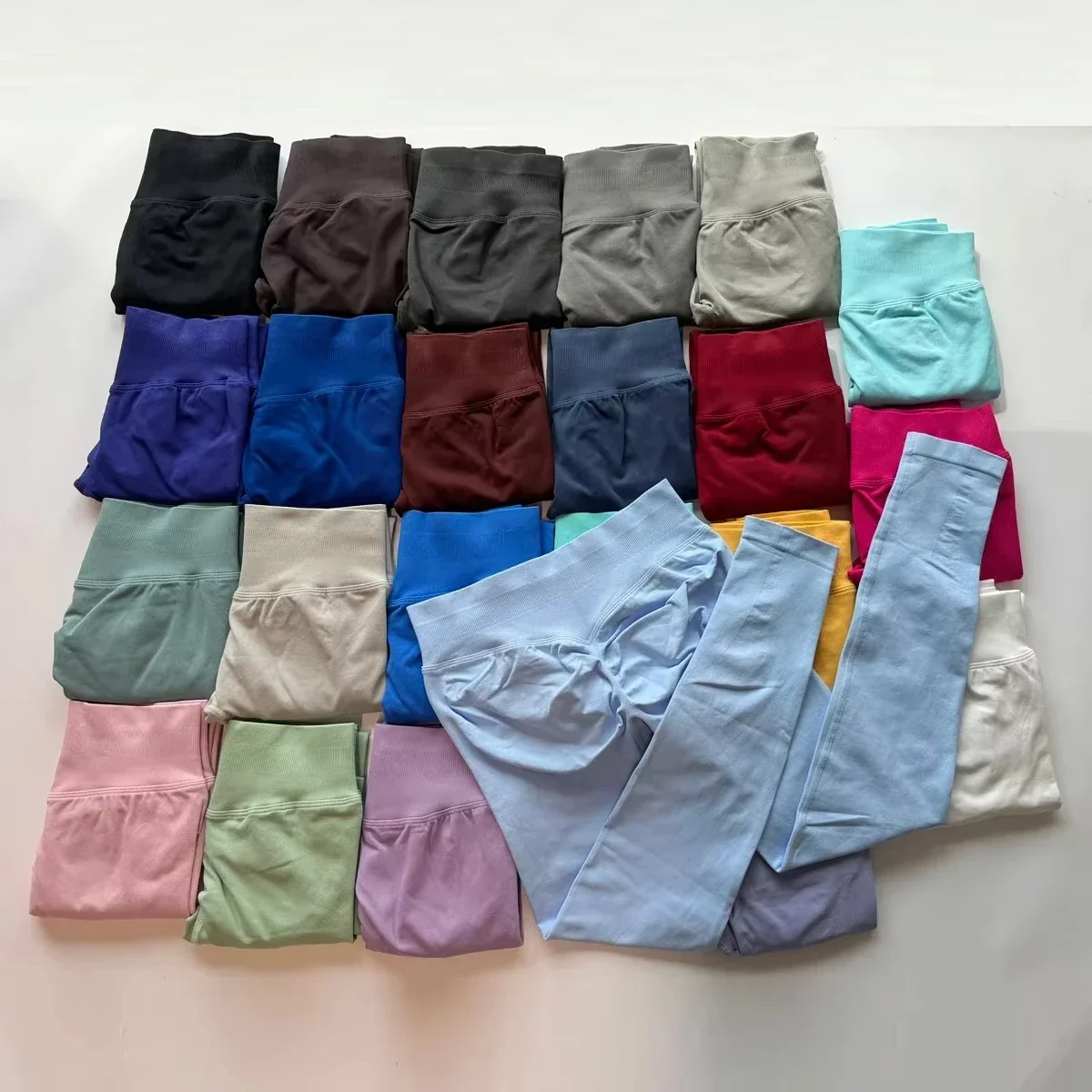 Женские спортивные бесшовные леггинсы с высокой талией цвета в ассортименте