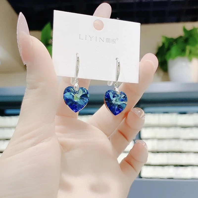 

2022 корейская мода новый темперамент женские украшения в форме сердца синий кристалл висячие серьги для женщин гламурные украшения