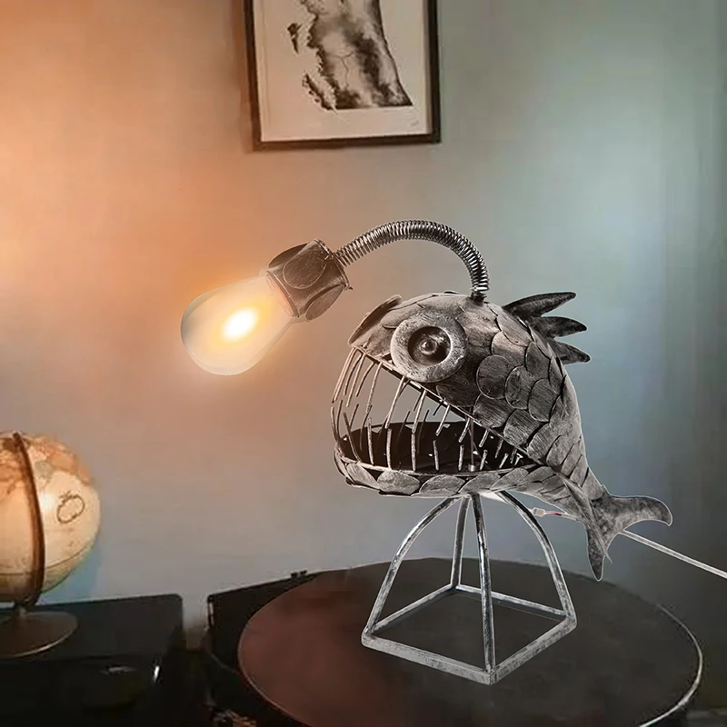 Фото Винтажная настольная лампа в форме рыб ночник акулы металлический USB-светильник