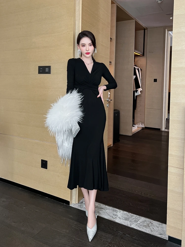 Deep V-neck Waist Hugging Dress New Inner wear Knitted Black Slim fit Sheath Frill Fishtail over the Knee Long dress