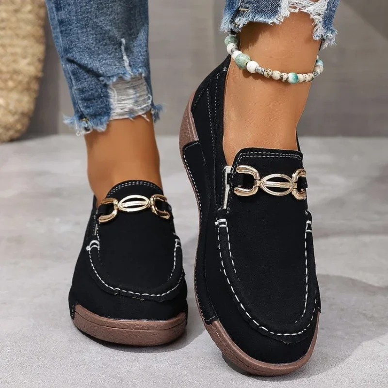 Женские туфли из натуральной кожи на низком каблуке