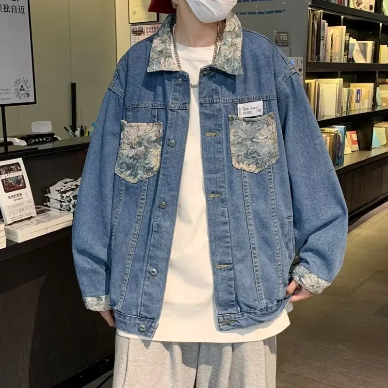 

Spring Autumn Patchwork Denim Jacket Men Hipster Lapel Design Denim Jacket Men High-Quality Solid Color Simple Denim Jacket Men