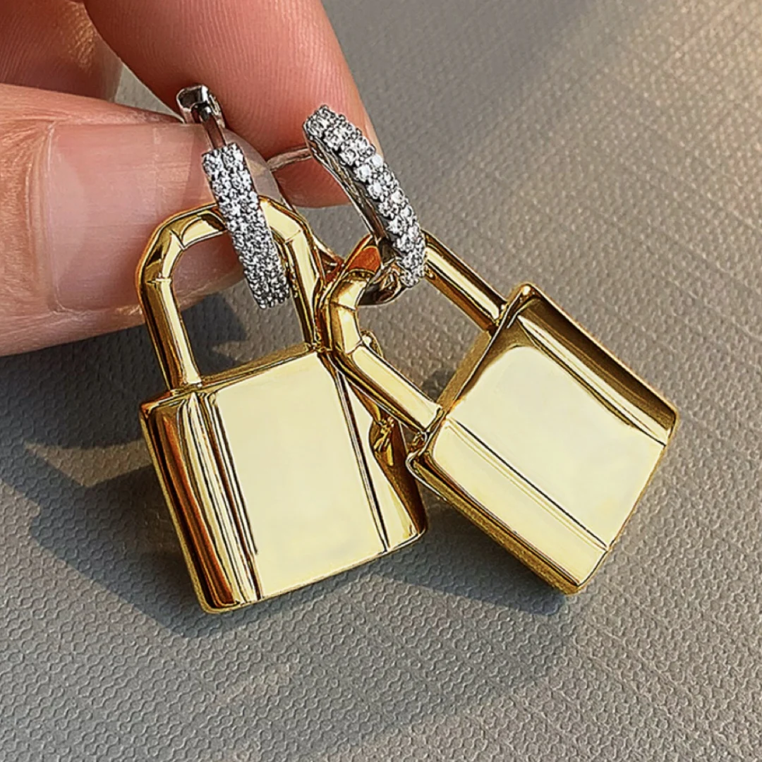 Brass Padlock Earrings 18K Gold Plated Jewelry Very Stylish Personality Padlock Earrings High Quality Luxury Jewelry Party Gift