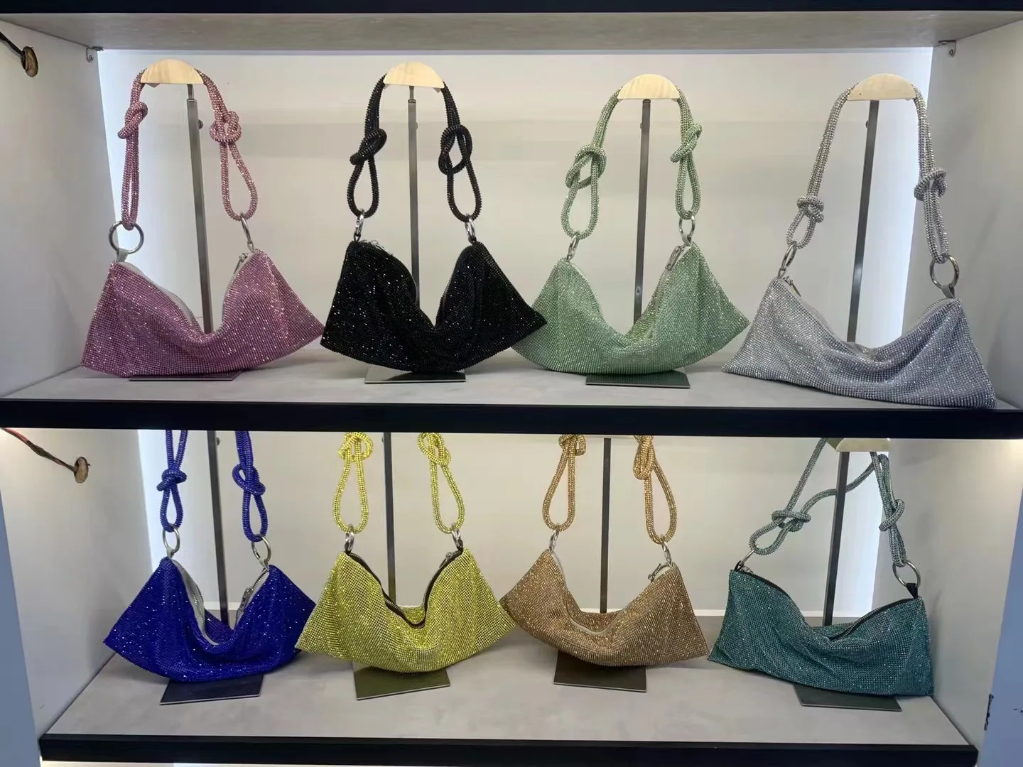 Full Diamonds 2023 Bag New Women's Leather Chain Inlaid with Bright Hand-held Underarm Women's Bag Designer Women Luxury Handbag