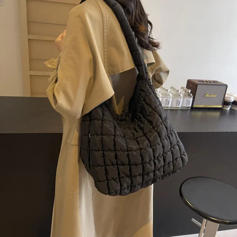 Solid Large Capacity Crossbody Bags Fashion Interior Compartment 2024hot Sale for Women Zipper Nylon Women's Handbags