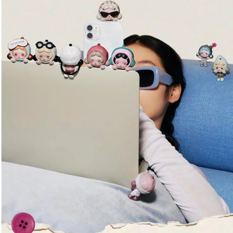 Фото Оригинальная мини-фигурка SKULLPANDA Off Mode Bubble Sticker в слепой коробке, 3D-пенопластовая, самоклеящаяся, из ПВХ, для декора телефона и ноутбука №2