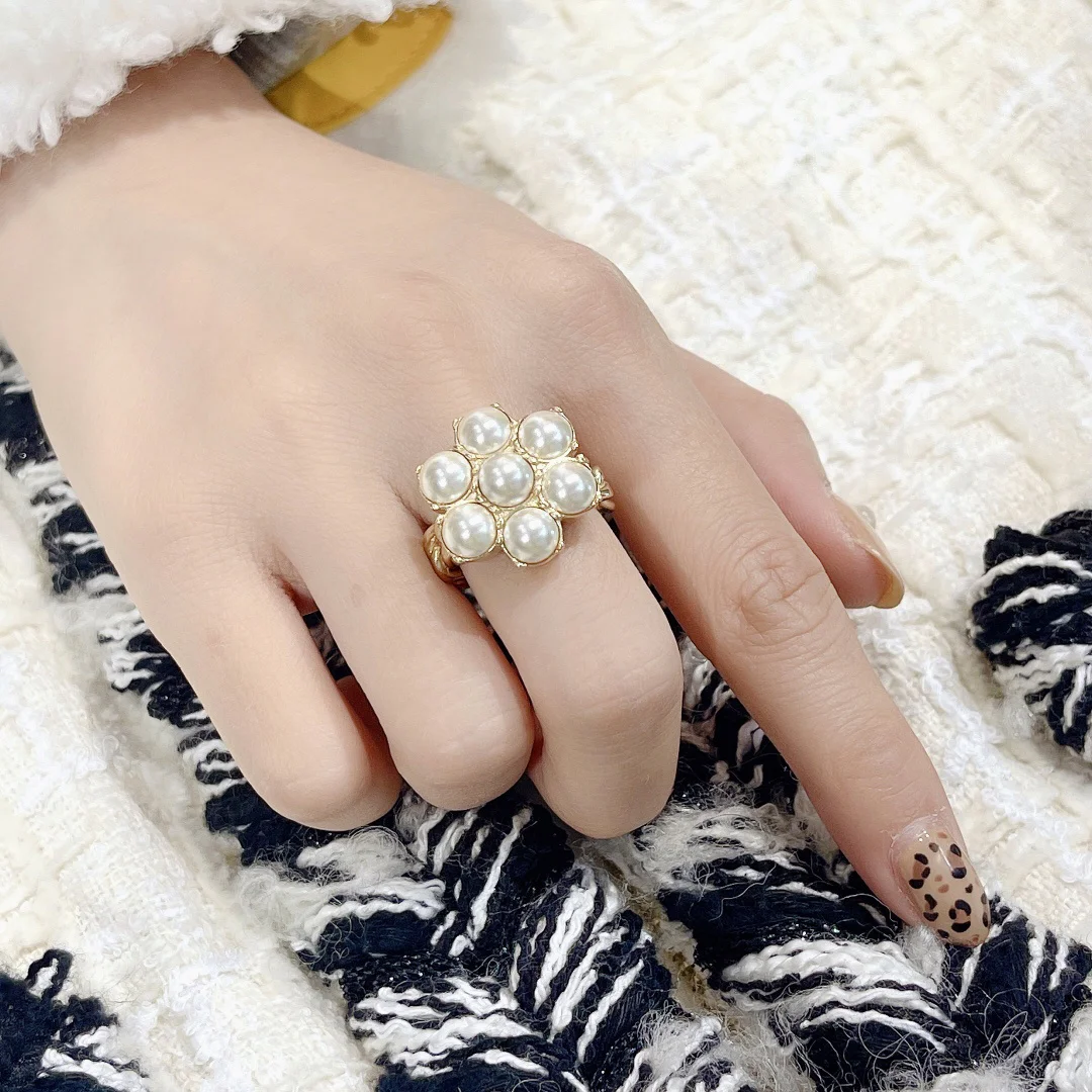 

Новинка, брендовые модные ювелирные изделия для женщин, винтажные кольца с большим камнем, горячее кольцо, высококачественное дизайнерское кольцо с жемчугом