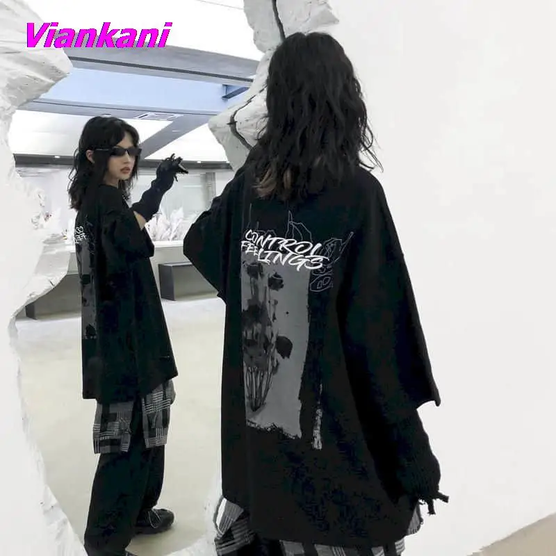 

Women T Shirt Male Female Clothes Summer 2022 Dark Graffiti Rose T-shirts Korean Loose Funeral Print Short-sleeved Couple Tops