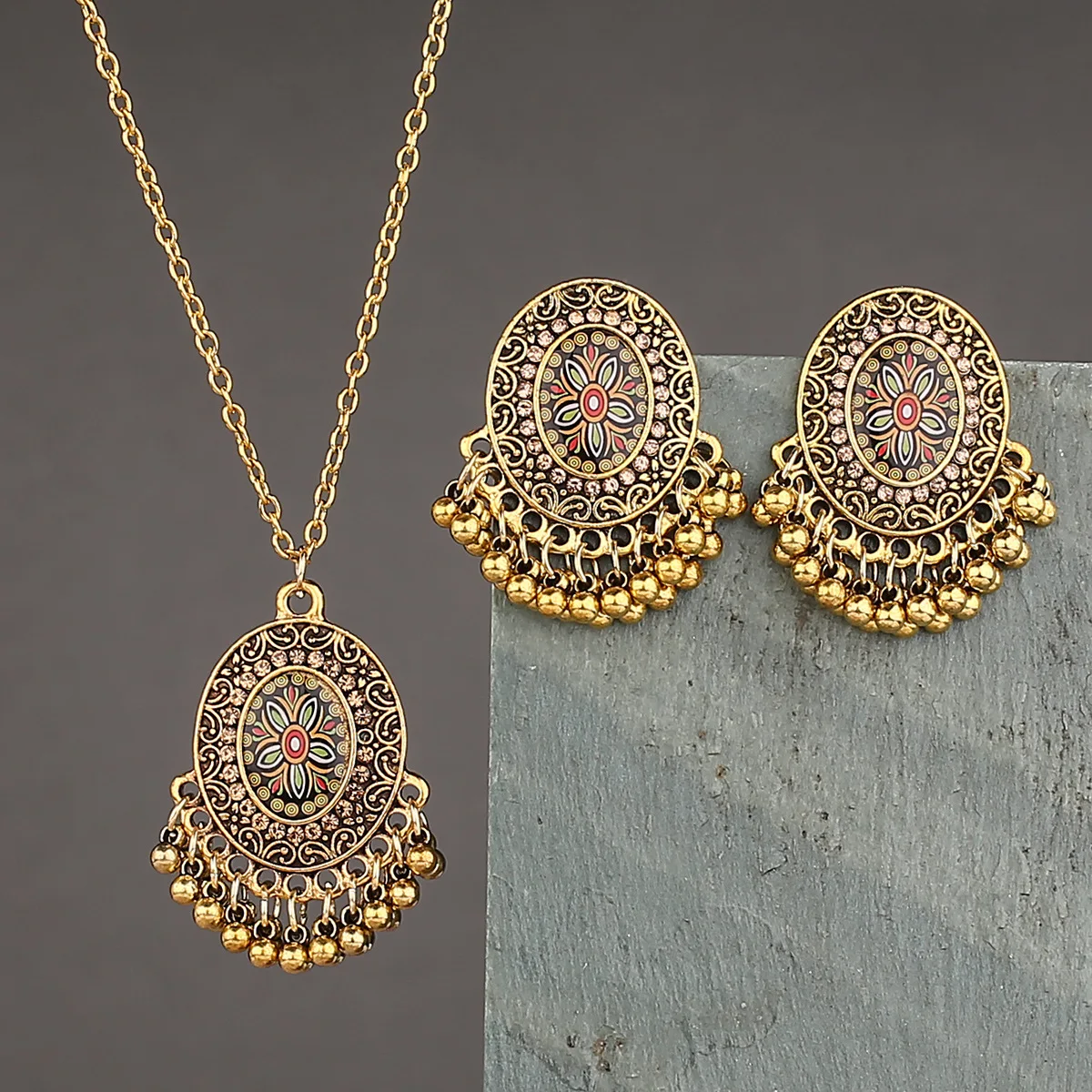 

Indian Jewelry Gold Color Earring/Necklace Set Bijoux Women's Flower CZ Wedding Jewelry Hangers Bohemia Jhumka Earrings