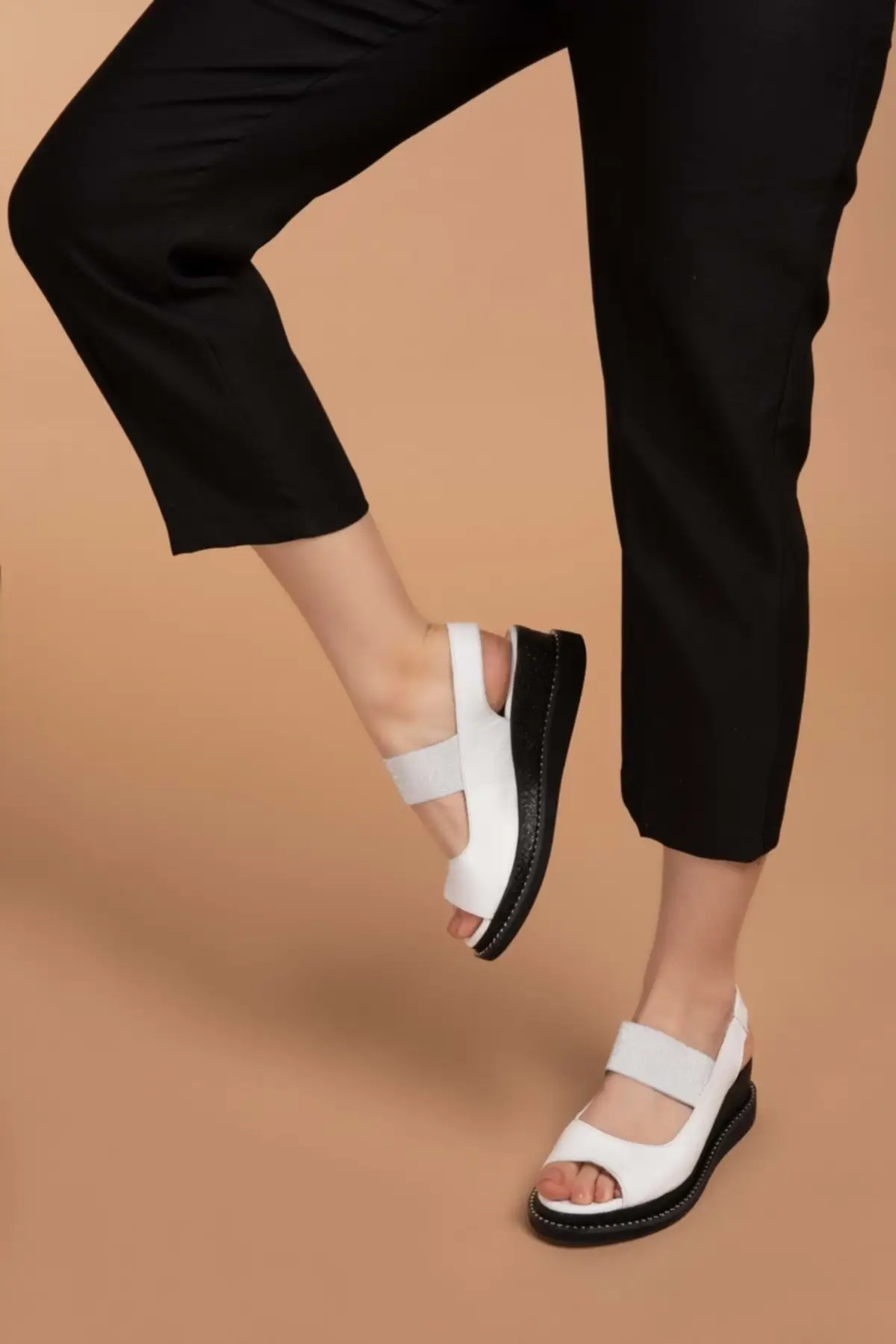 

Genuine leather padding heel stylish sandals Perla.20-white-38