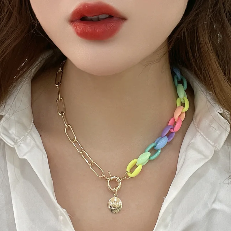 

Women's Necklace Fashion Simple Atmosphere Bright Colorful Acrylic Resin Chain Combination Necklace Women's Accessories