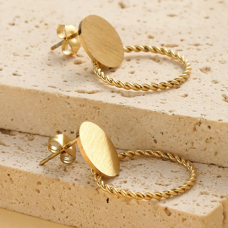 

Vintage Twist Butterfly Cross Stainless Steel Hoop Earrings For Women Fashion Geometric Oval Shaped Earrings Party Jewelry Gifts