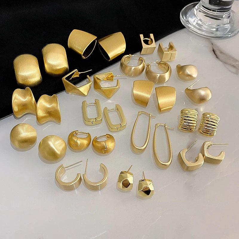

Irregular Copper Stud Earrings for Women Girls Geometric Metal Gold Color Ear Stud New Fashion Jewelry Accessories Earring