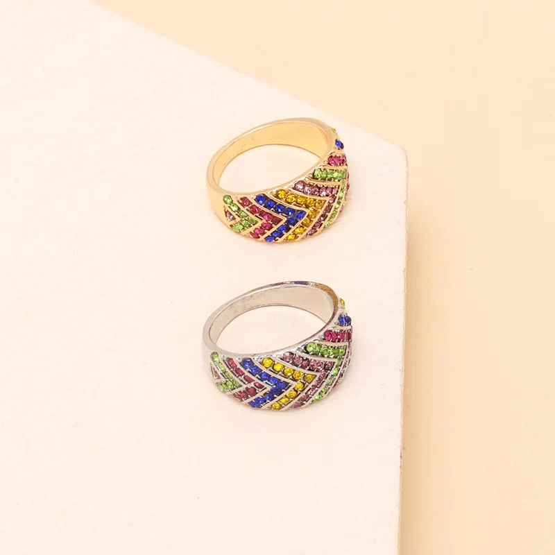 

Ins New Accessories Color Rhinestone Personality Rings for Women Light Luxury Row Wedding Ring Luxury Couple Jewelry