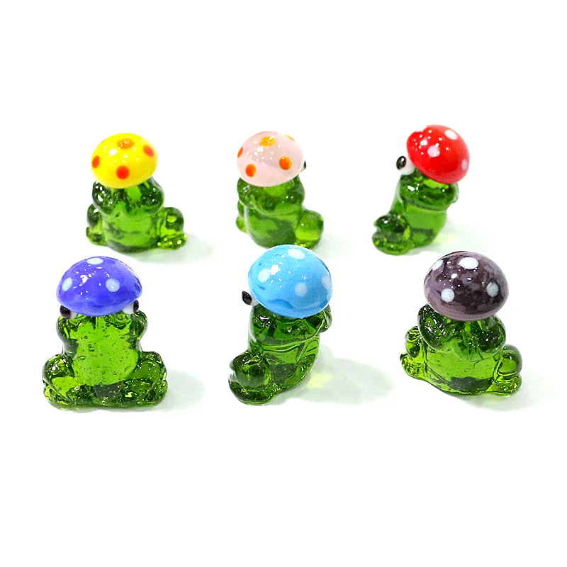 

2pcs Funny Prayer Frog Mini Figurine Glass Ornaments Creative Cute Cartoon Animal Tiny Statues Home Desk Fairy Garden Decoration