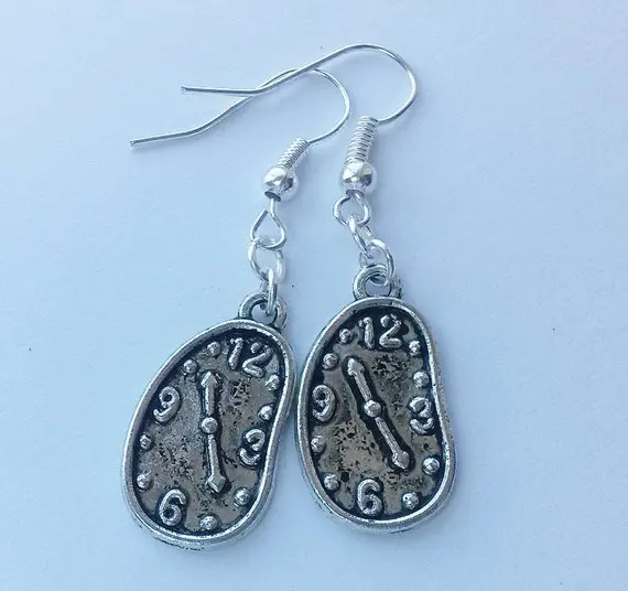 

New Hot Sale Fashion Trend Jewelry Creative Design Clock Pendant Earring Jewelry