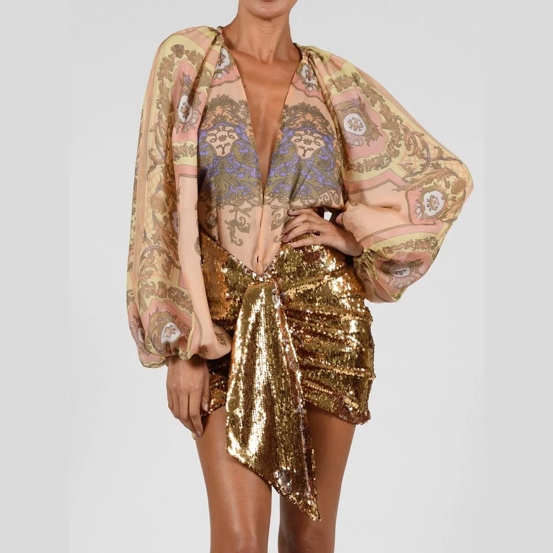 

Zoctuo Fashion Sequin Skirt 2023 Woman Sexy Bodycon Irregular Pleated Sparkly Short Skirt Summer Chic Retro Streetwear Party