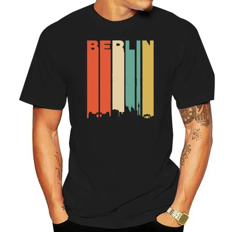 

T-Shirt 2022 Fashion Men Retro 1970 Style Berlin Germany Cityscape Downtown Skyline T-Shirt casual tee