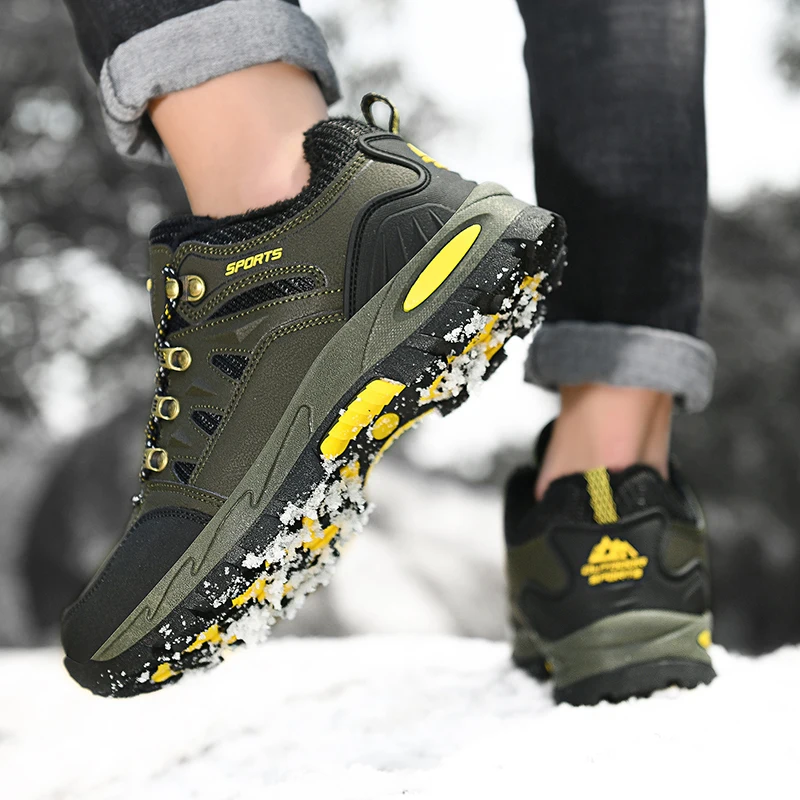 Winter Man Hiking Shoes Leather Hunting Tourism Mountain Shoes Keep Warm Snow Botas Hombre Winter Boot Waterproof Tactical Boots