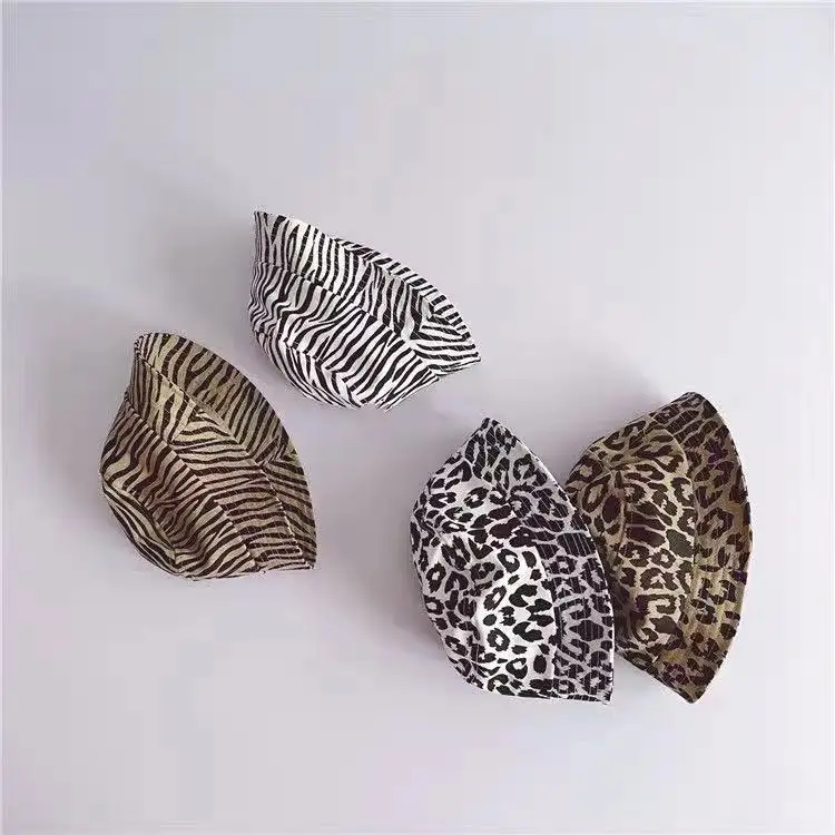 

Children's fisherman hat Korea's same printed leopard hat foreign style boys' and girls' basin hat broken flower Bucket Hat tide