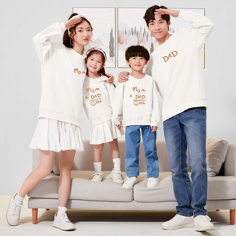 Рождественская мода одинаковые комплекты для всей семьи рубашки с буквенным