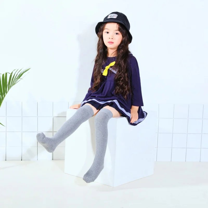 Children's Fine Vertical Stripes Knee Socks 2017 Autumn and Winter New Solid Color Stockings Combed Cotton Children's Socks 6004