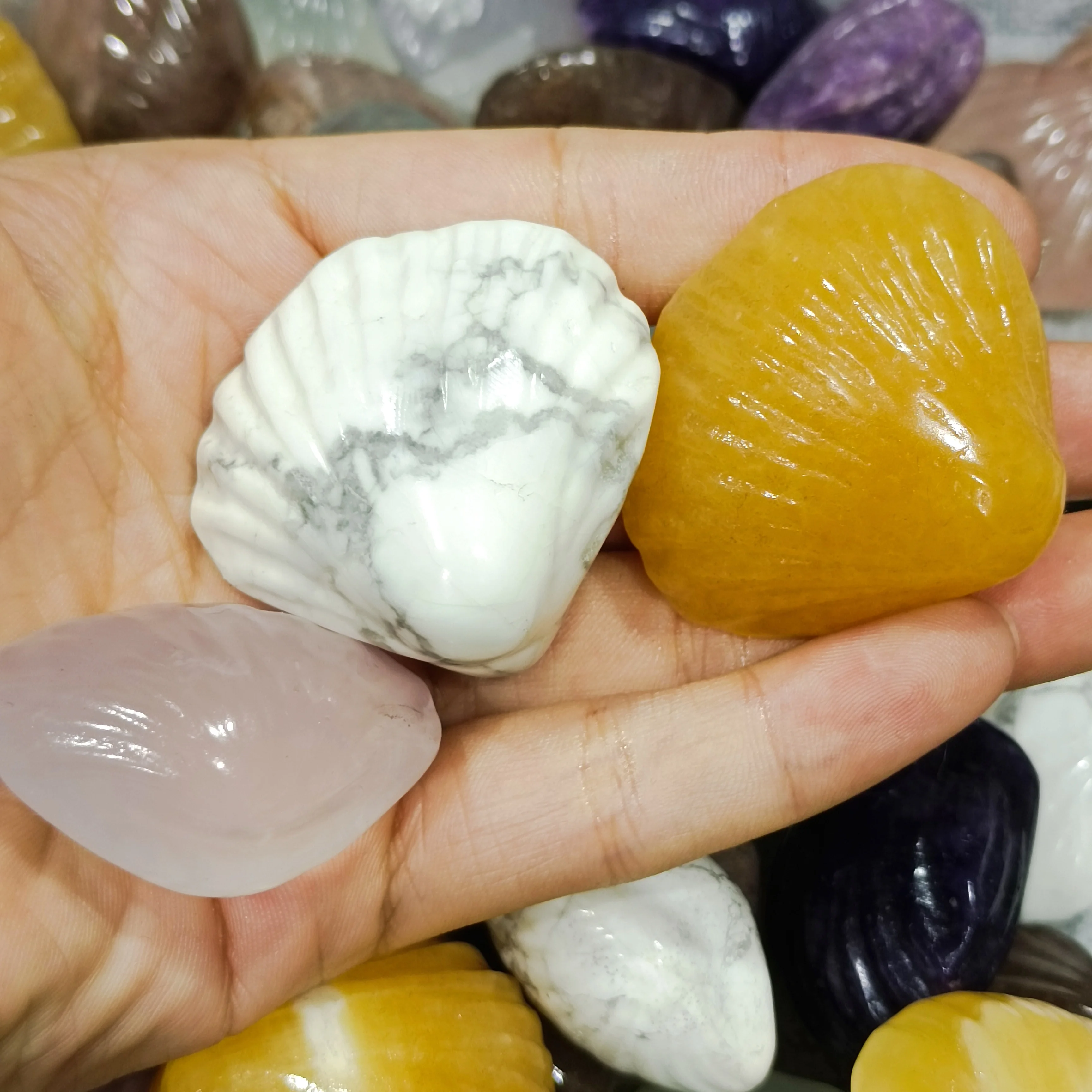 

4cm 1pc Natural Crystals Rose Quartz Stone Amethyst Shell Carved Quartz Crystal Ornament Home Decor gifts DIY jewelry crafts