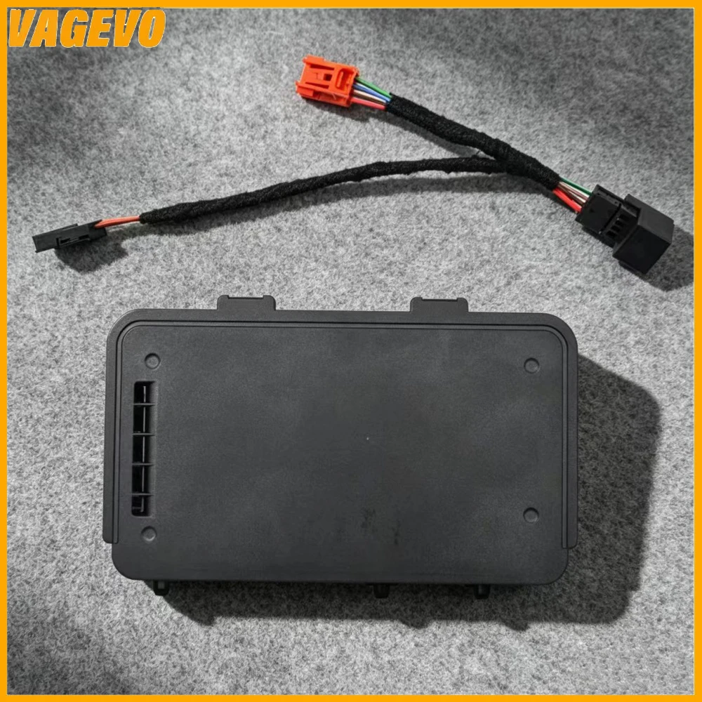 Фото Беспроводная зарядка для автомобилей VW Golf MK7, Passat B8, T-roc, Jetta, Arteon, Tiguan MK2, 5CG 980 611 A, 5CG980611A №1