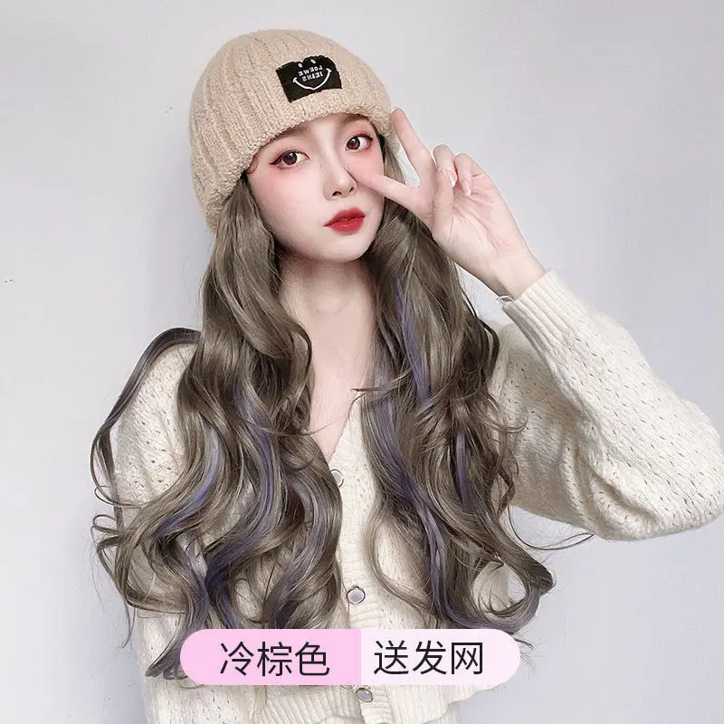 Зимняя женская вязаная шапка со смайликом и длинными вьющимися волосами