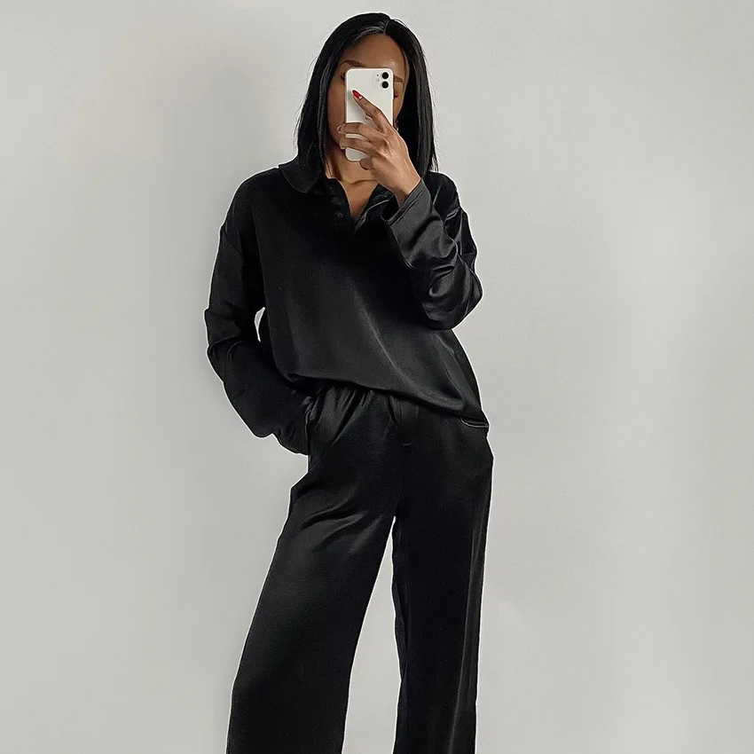 2022 black casual and comfortable ladies pajamas set simple loose can be worn solid color summer ice silk home clothes