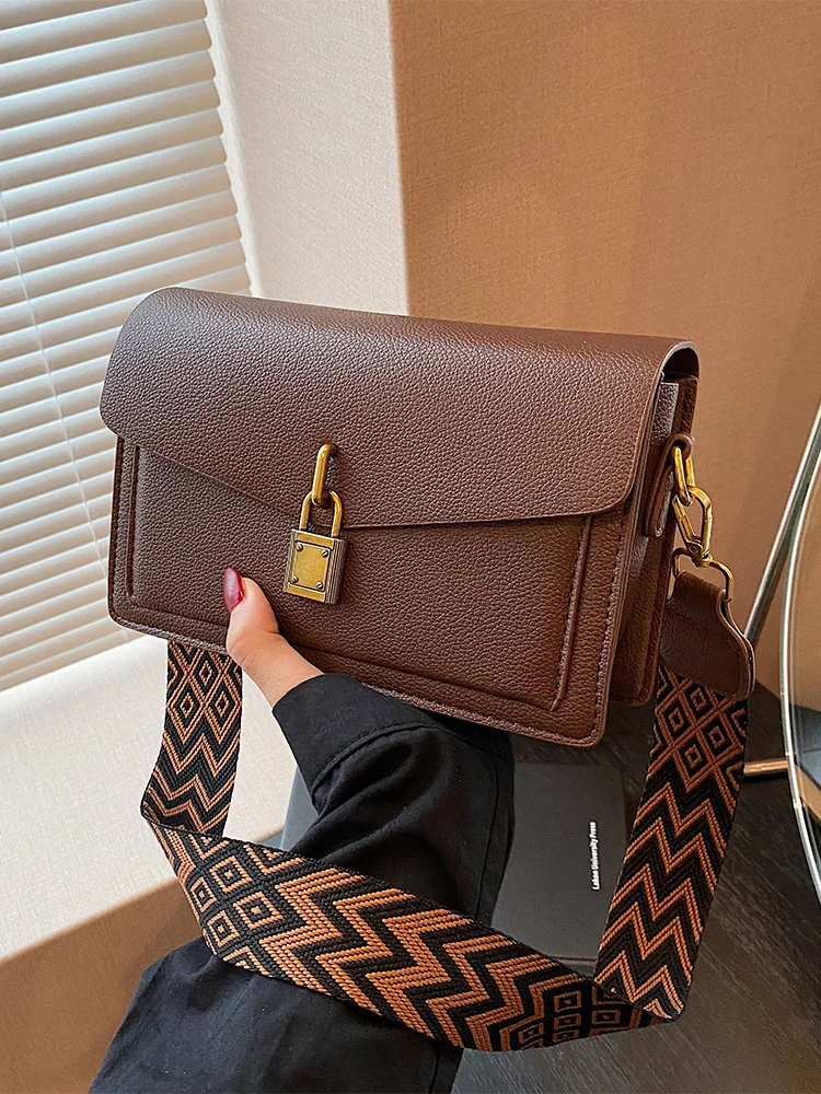 

Bags for Women 2023 New Chic with Lock Small Square Handbags Retro Simple Wide Shoulder Strap Single Shoulder Crossbody Bags