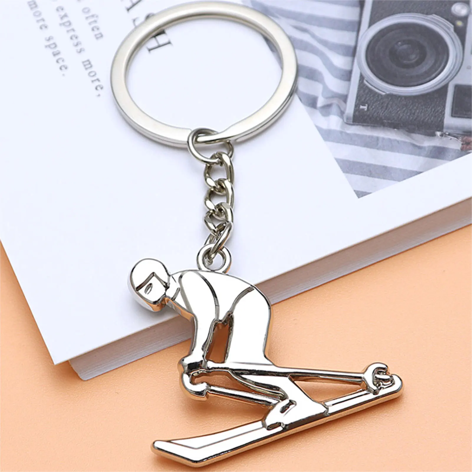

Skier Gifts Ski Keychain Pendant For Men Women Creative Skier Charm Key Rings Decor Stainless Steel Skiing Keychains Souvenir