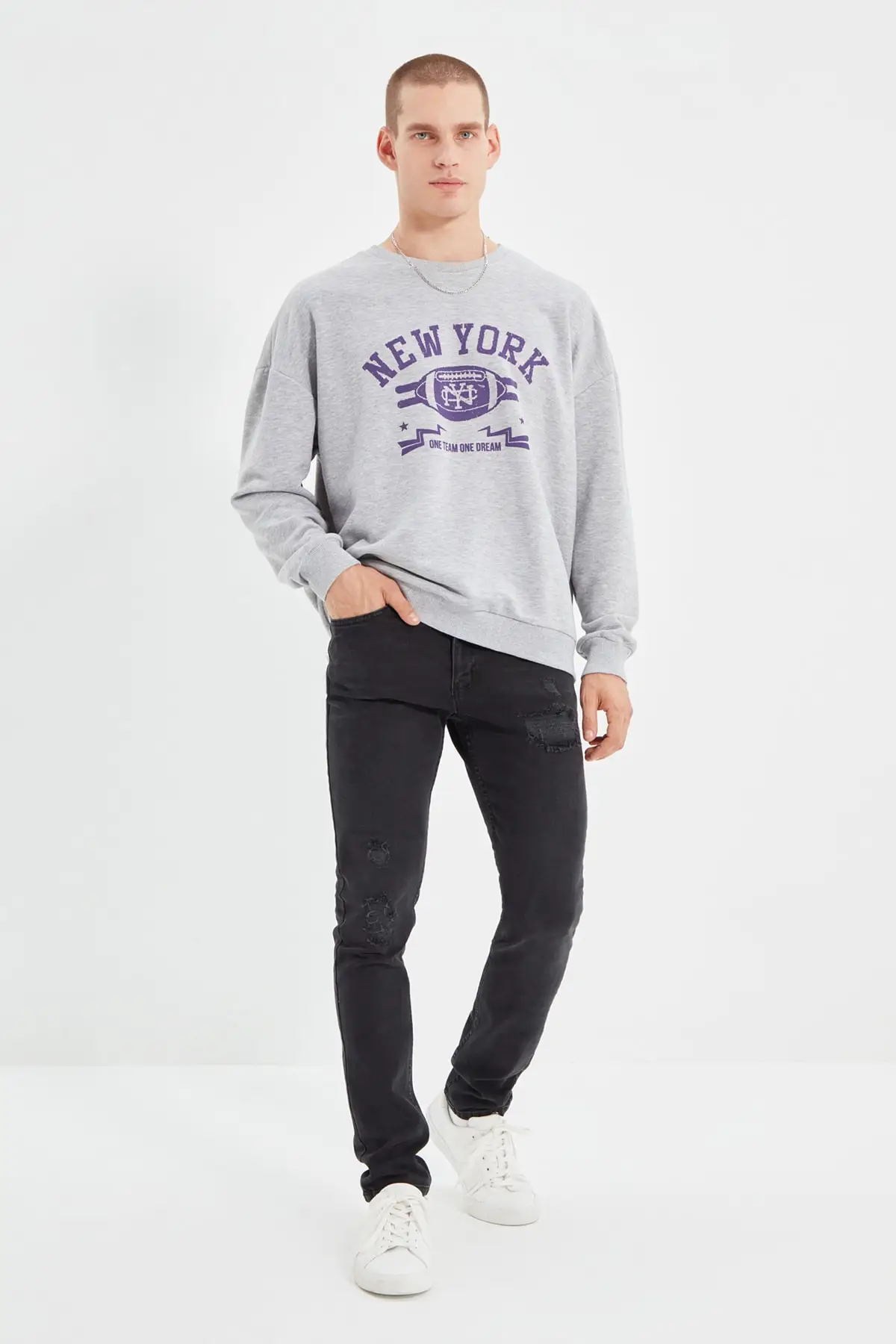 

Trendyol Male Skinny Fit Destroylu Jeans TMNAW22JE0503