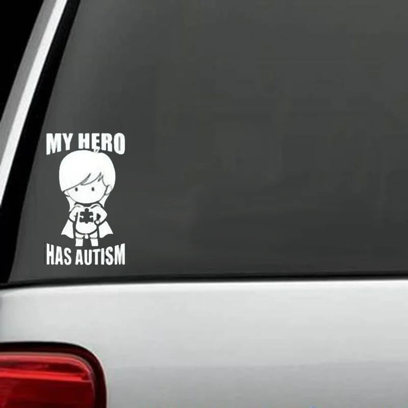 

Забавная виниловая наклейка с надписью «Мой герой аутизм», высотой 24 см, наклейки на окно автомобиля