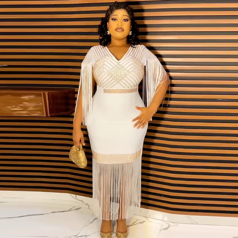 Рисунок 4 - Платье женское свадебное с V-образным вырезом