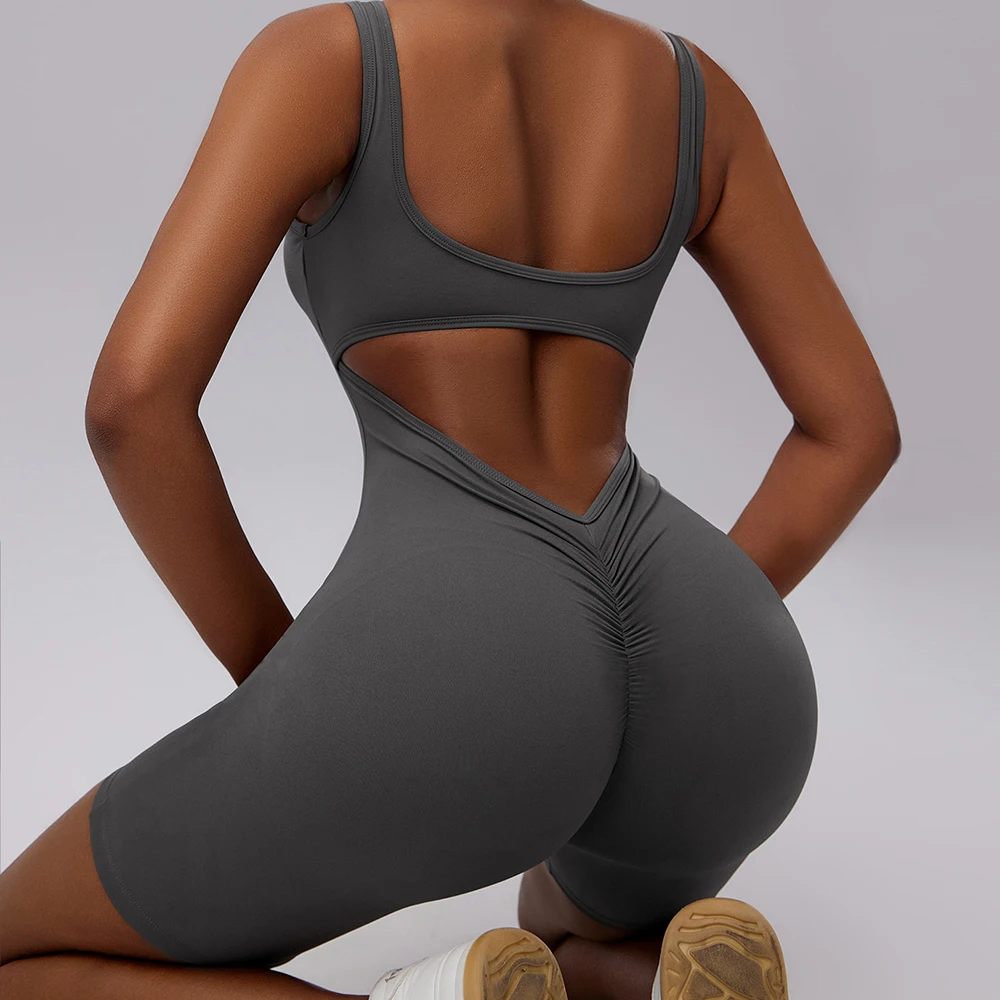 Сексуальный комбинезон с открытой спиной и эффектом пуш-ап без рукавов