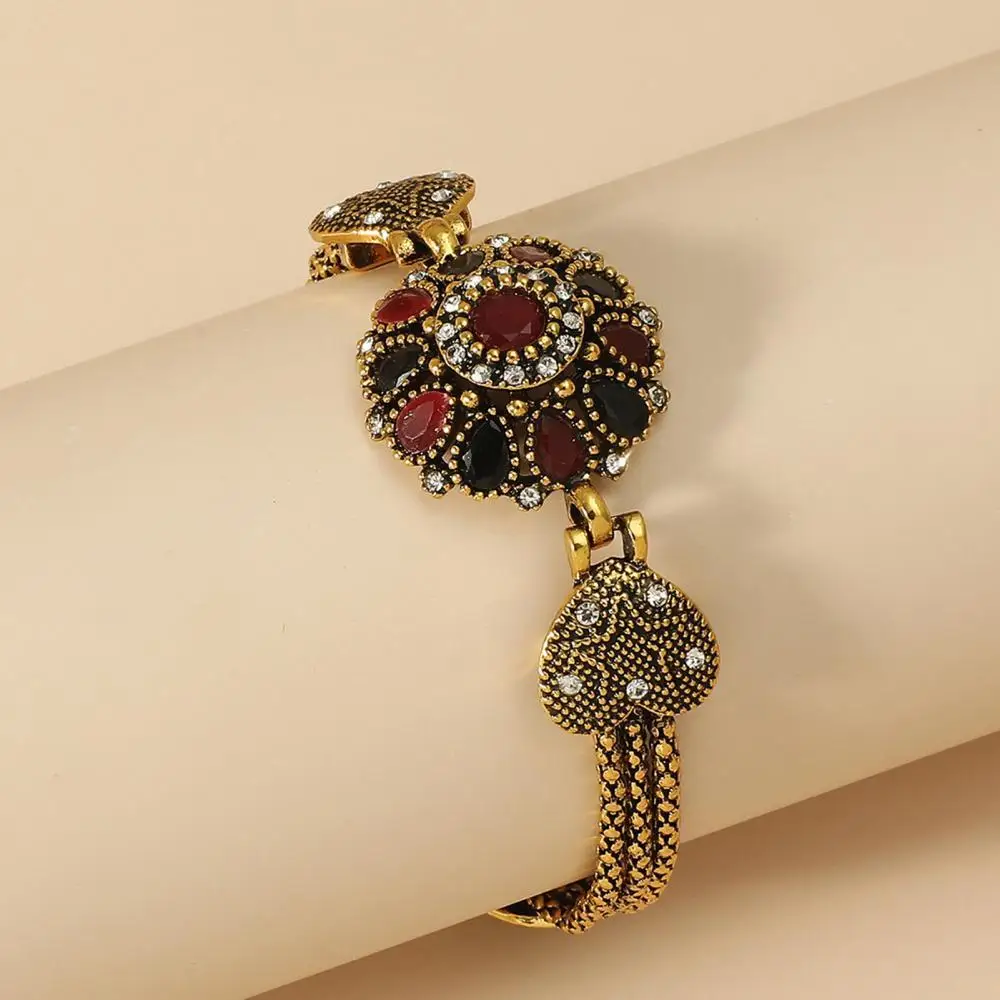 

Retro Exaggerated Personality Faux Gemstone Flower Golden Bracelet Bangle Gift