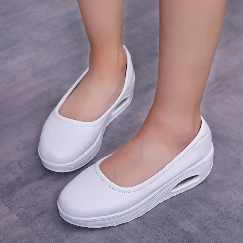 White Nurse Shoes Cushioned Casual Loafers Comfortable Slip-on Walking Shoes Shallow PU Sneakers