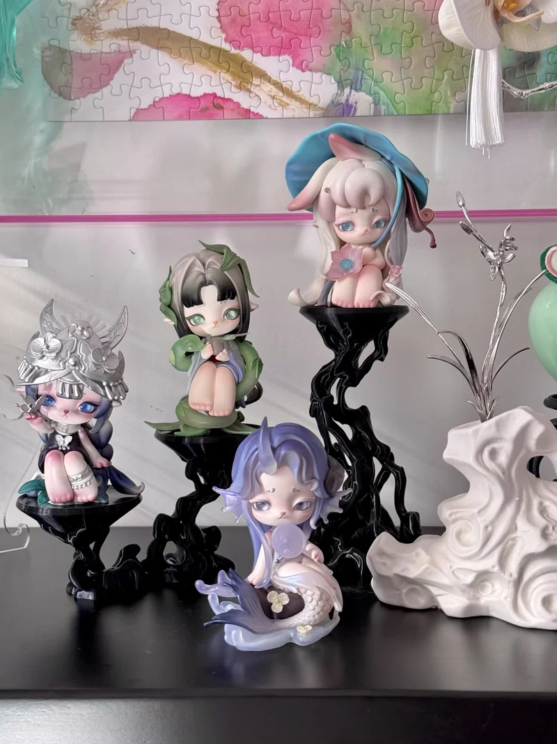 Фото Коллекционная фигурка Ninimo Seasonal Whisper Blind Box: модная кукла-украшение для рабочего стола, модель игрушки, праздничный подарок для друга №2