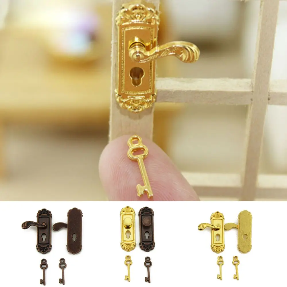 

1pc Cute Fashion Retro Vintage Door Lock Mini Key 1/12 Dollhouse Miniature