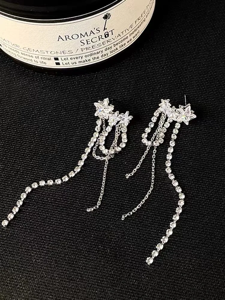 

2022 new niche design super flash star tassel zircon earrings sweet and cool grab chain chic girl summer fashion ear jewelry