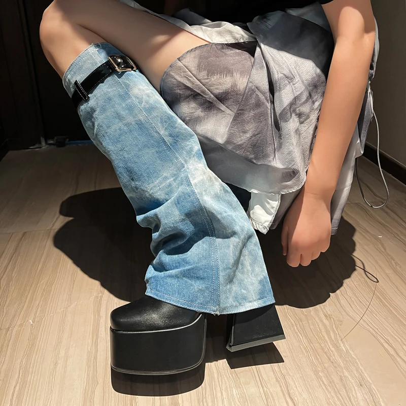 

Arden Furtado 2022 Winter Woman's Knee high boots Denim Revers Square toe Revers Chunky heels belt buckle Fashion boots