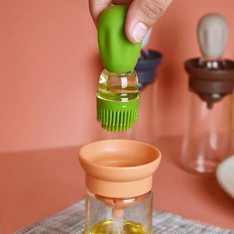 

180ml Kitchen Oil Bottle Silicone Glass Oil Container with Brush Barbecue Spray Bottle Oil Dispenser Cooking Kitchen Tools